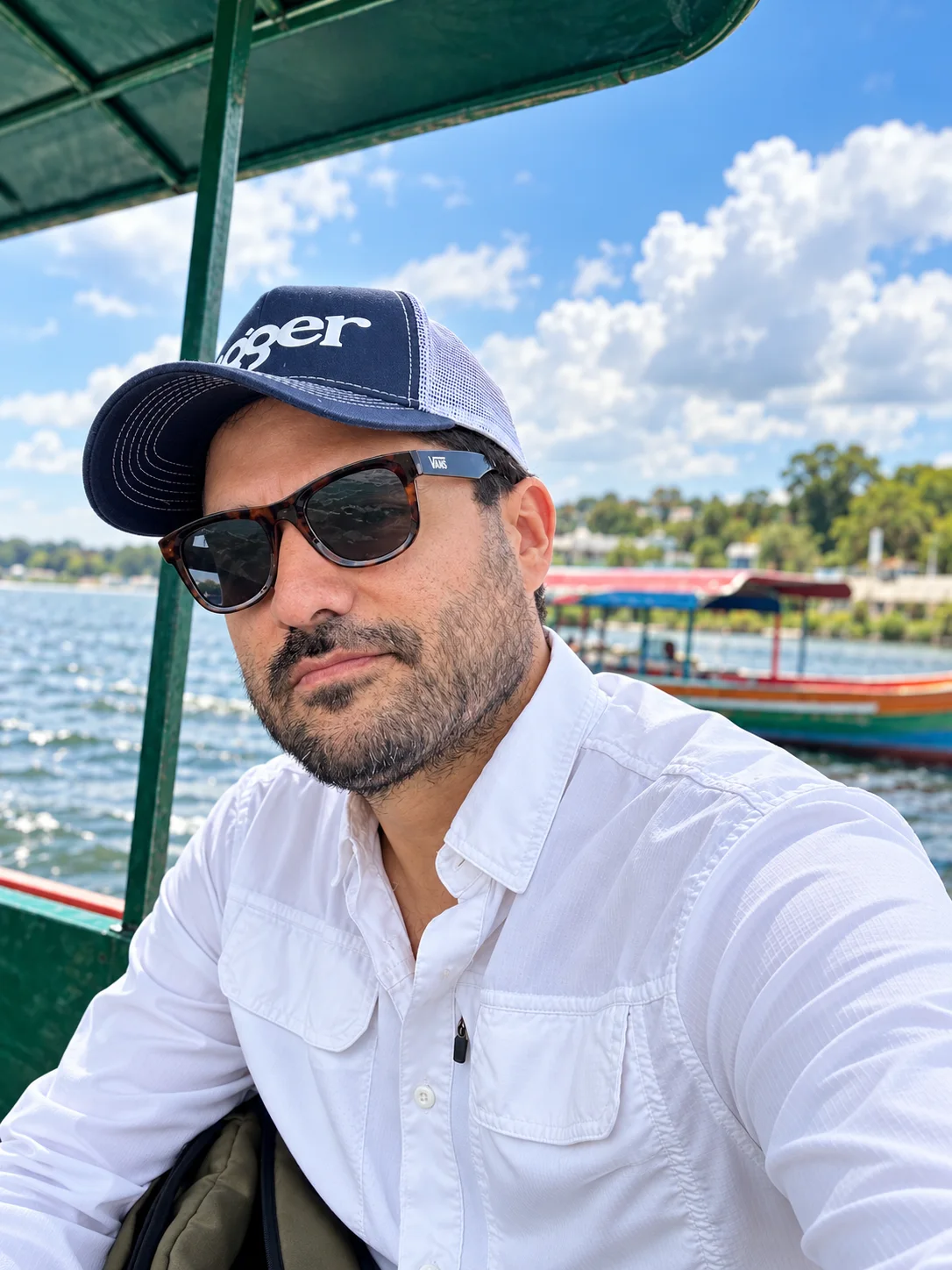 Retrato de André Giraldo, publicista y director creativo en Guayaquil